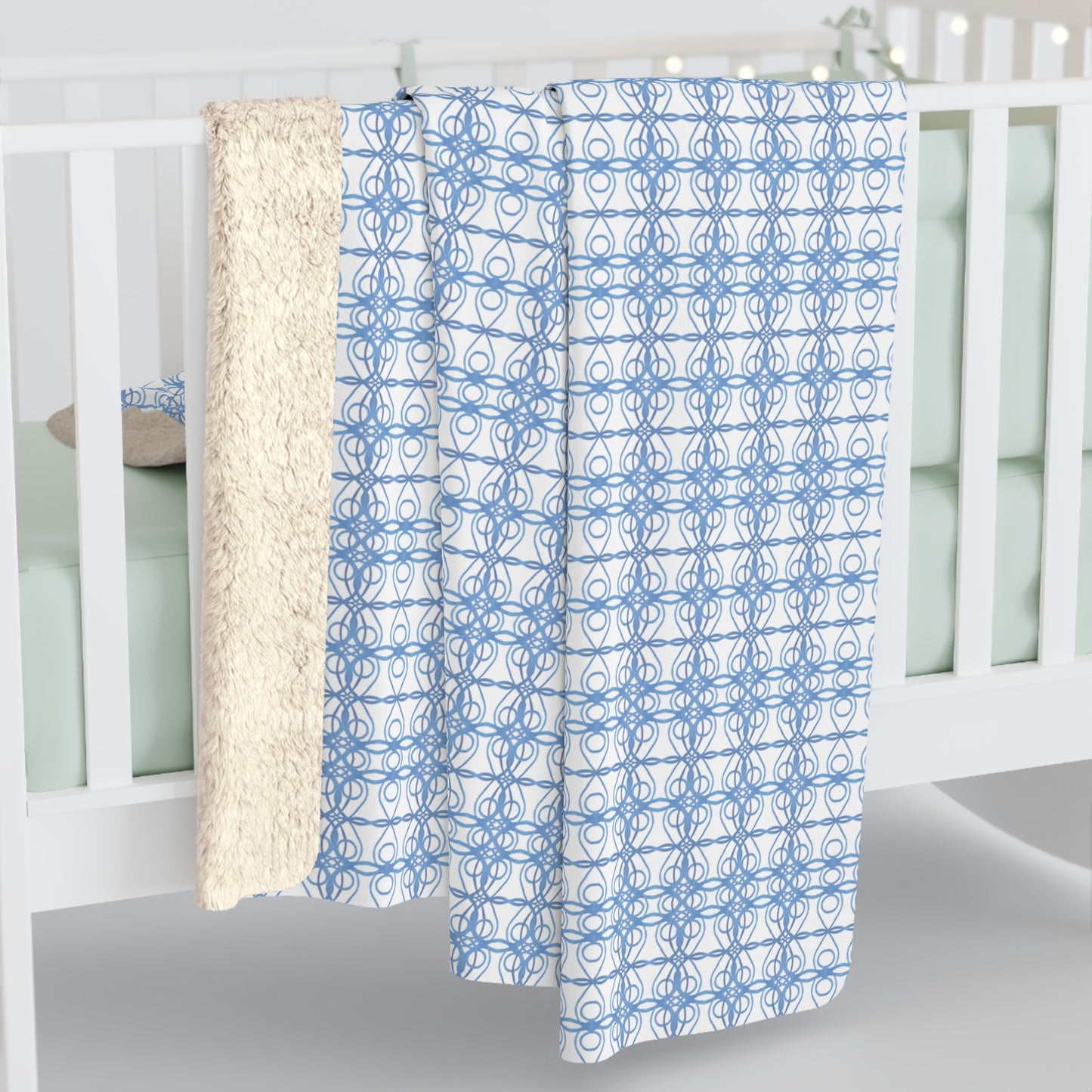 Peri Winkle Blues Cozy Throw Blanket